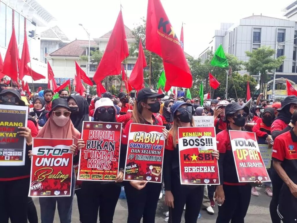 Ganjar Memalukan, Upah Buruh Jawa Tengah kok Terendah se-Indonesia