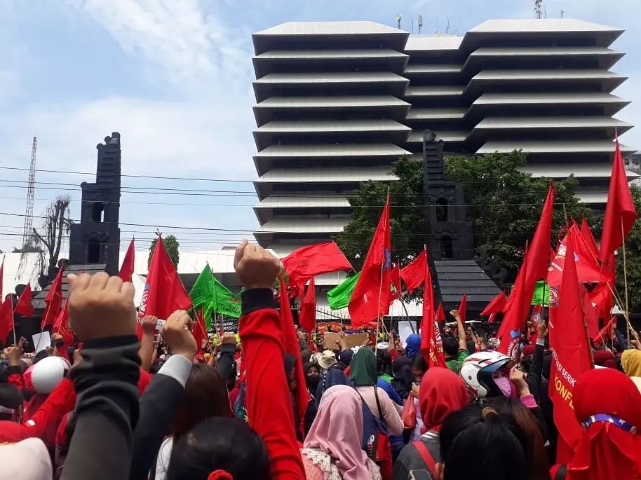 Edisi Hari Buruh (2) Negara Bicara Angka, Pengangguran Bicara Realita