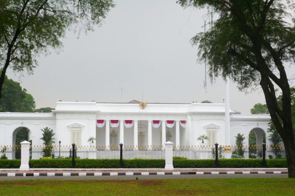 Rabu Pahing Reshuffle Kabinet, untuk Kepentingan Bangsa atau Kepentingan Politik?