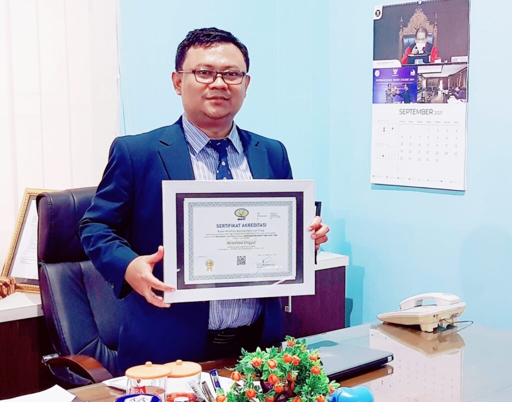S1 Ilmu Hukum FH UPS Raih Akreditasi Unggul dari BAN PT