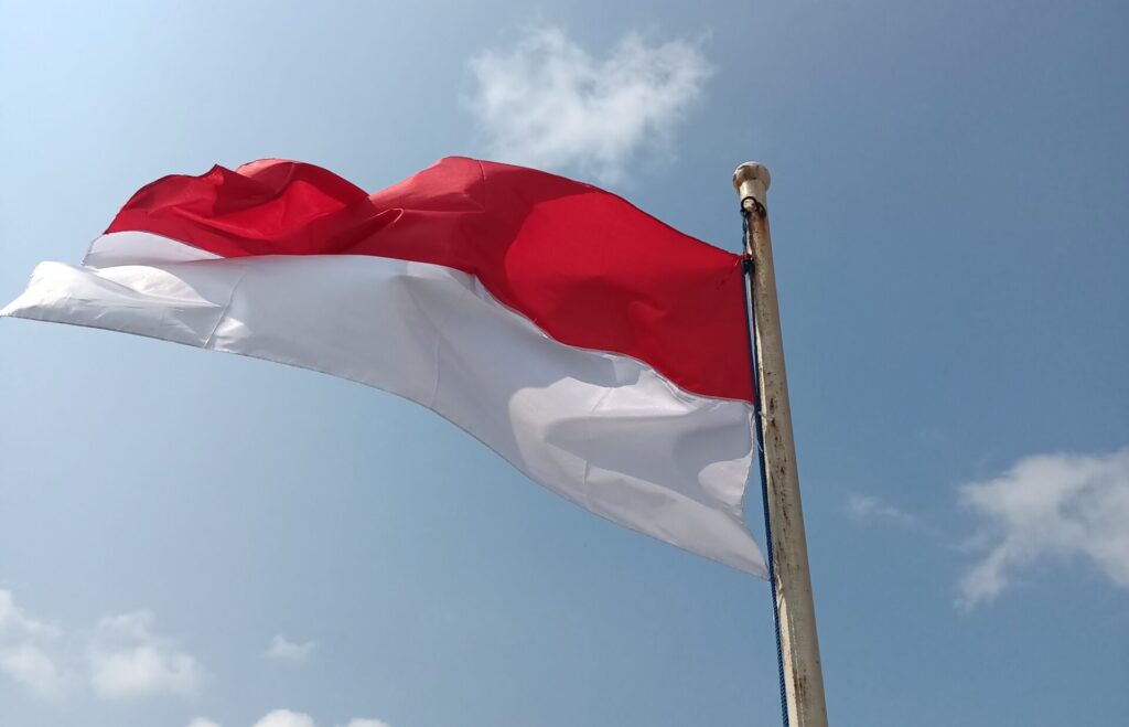 Dua Penjaga dan Pewibawa Indonesia