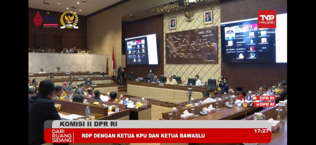 CDIS Sindir Gaya Interupsi Anggota DPR Demokrat di RDP KPU Bawaslu: Di Luar Konteks