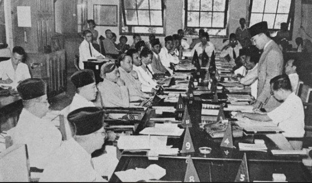 Pengingkaran Terhadap Dua Pusaka Warisan Para Pendiri Bangsa