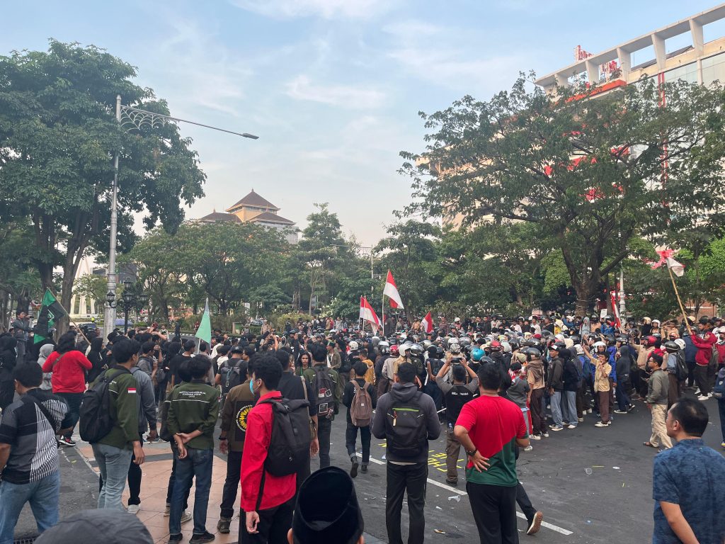 Himpunan Mahasiswa Islam (HMI) Badko Jateng-DIY dan Cabang Semarang Menggelar Aksi Bersama Pelajar Se-Jawa Tengah