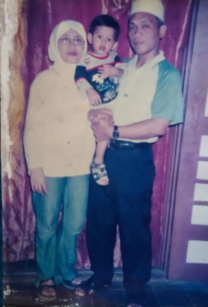 Ayah Hebatku