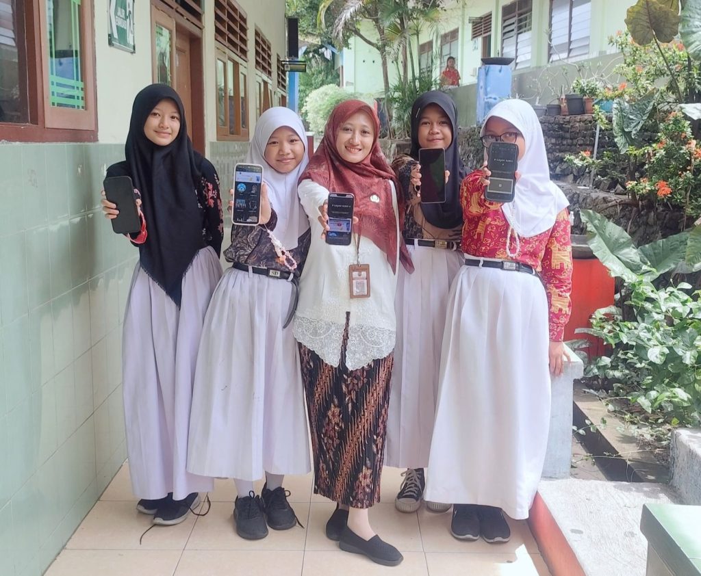Tingkatkan Rapor Pendidikan SDN Gajahmungkur 03, Ini Keunikan Aplikasi Gajah Keris
