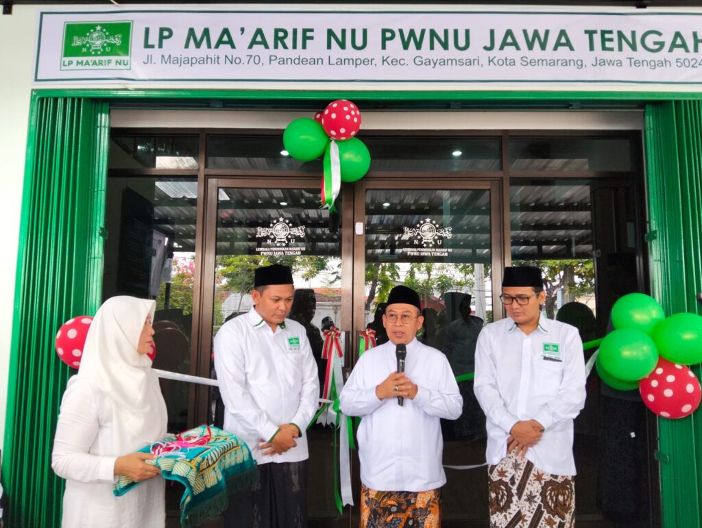 Tempati Kantor Baru, Gus Rozin Minta Kantor Ma`arif Harus Selalu In