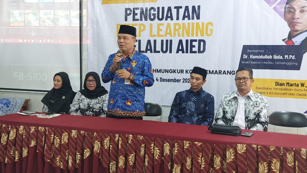 Sekretaris Dinas Pendidikan Kota Semarang Bocorkan Ciri-ciri Guru Stres