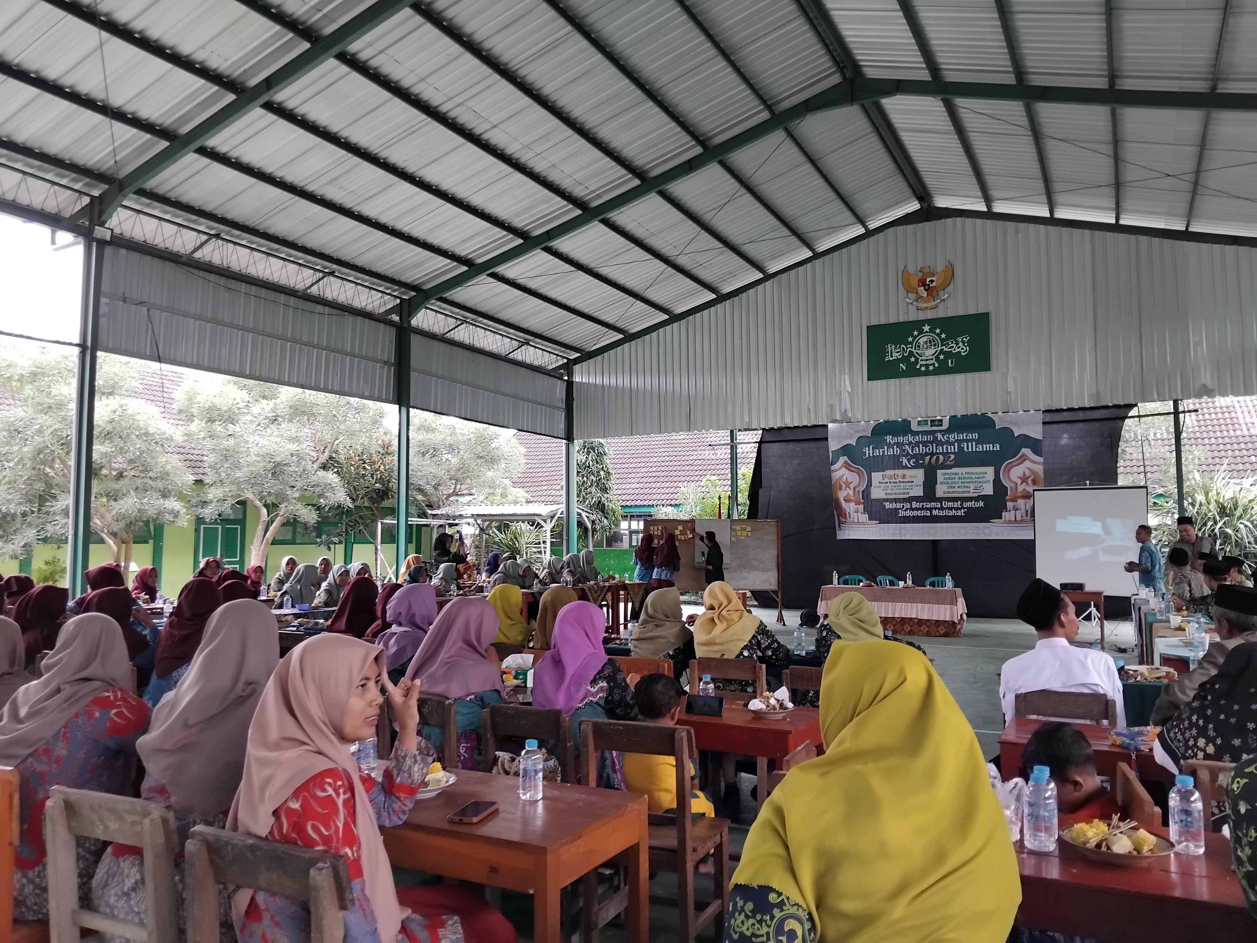 Harlah NU, SMA NU 1 Kradenan Usung Tema Pelayanan Rahmatan Lilalamin