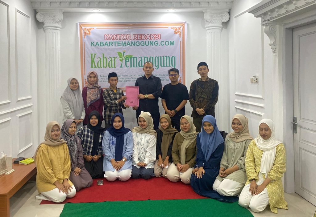 14 Mahasiswa PGMI Inisnu Magang Jurnalistik di Kabar Temanggung