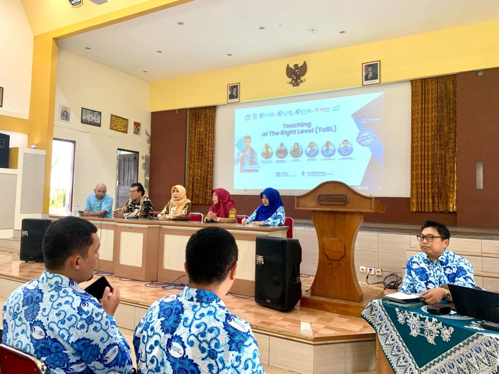 Bersama Telkomsel, IGI Sleman Ajak Guru Kuasai Teknologi