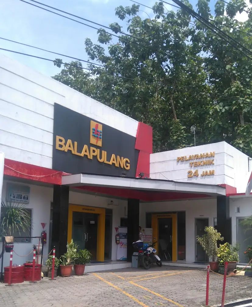 Warga Keluhkan Biaya Pemindahan Tiang Listrik PLN ULP Balapulang Yang Dinilai Tidak Transparan dan Harga Tak Wajar