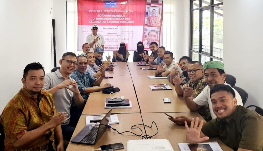 Rakyat Bersatu Tuntut 5 Perbaikan, Saatnya Dekrit!