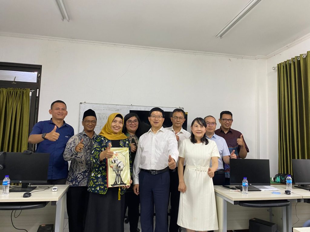 Ma’arif NU Jateng Terima Kunjungan dari Kampus Yuxi Normal University China