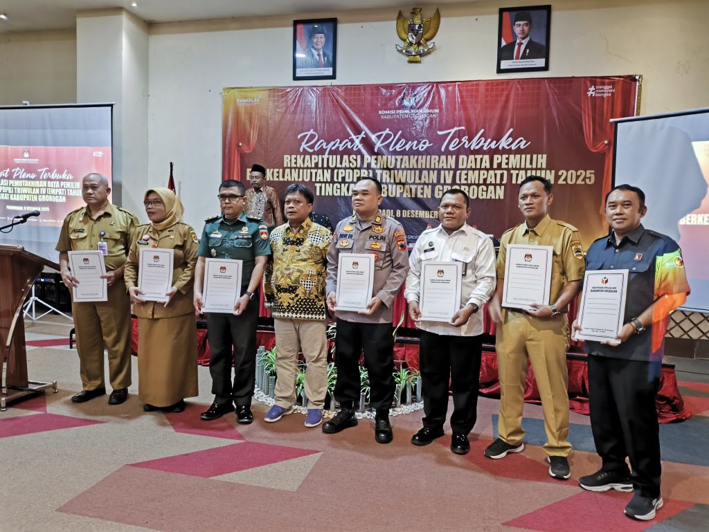 Awasi Pleno PDPB IV, Bawaslu Grobogan Soroti Pemilih TMS Ada Koreksi Kategori