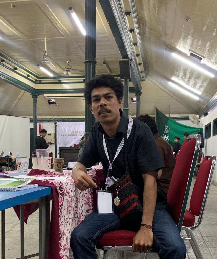Politik dan Mesin Kematian Demokrasi