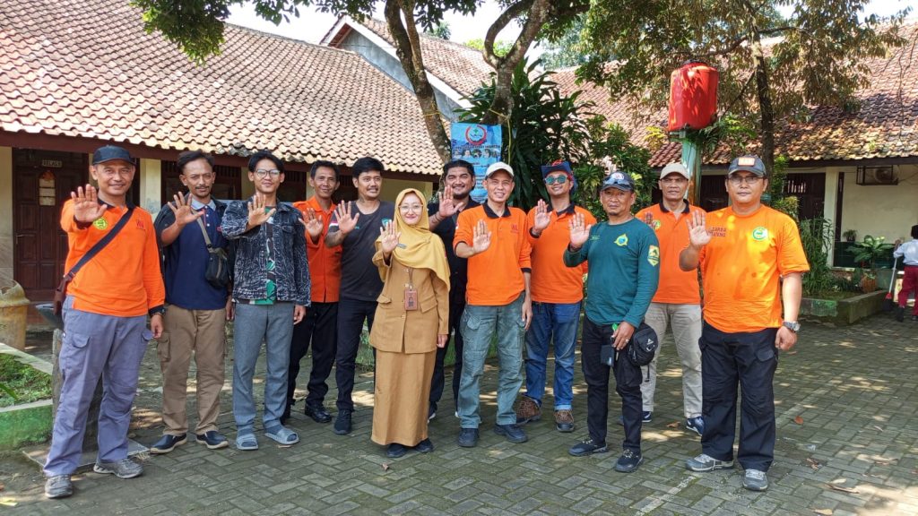 Kenali Potensi Sesar Aktif, Komunitas Gunungpati Peduli Gelar Edukasi Sigap Gempa di SDN Patemon 02