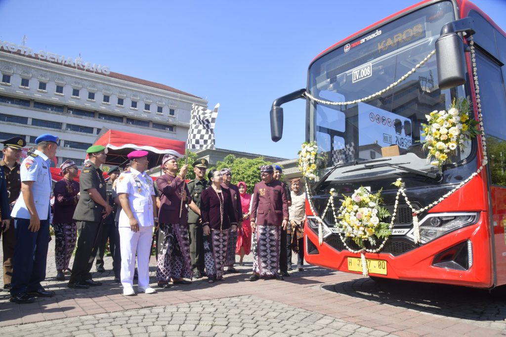 Kurangi Cumi-Cumi Darat, 41 Armada BRT Trans Semarang Diremajakan