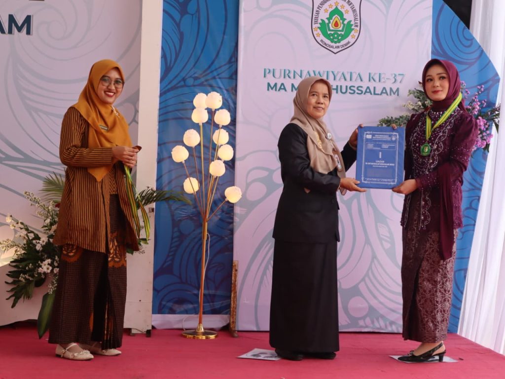 Wisuda Purnawiyata MTs – MA Miftahussalam 2026 Berlangsung Khidmat, Ini Pesan Kemenag Demak