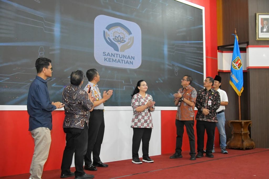 Wali kota Agustina Tegaskan Pemkot Semarang Hadir untuk Warga: Dampingi Anak Yatim dan Ringankan Beban Keluarga yang Berduka