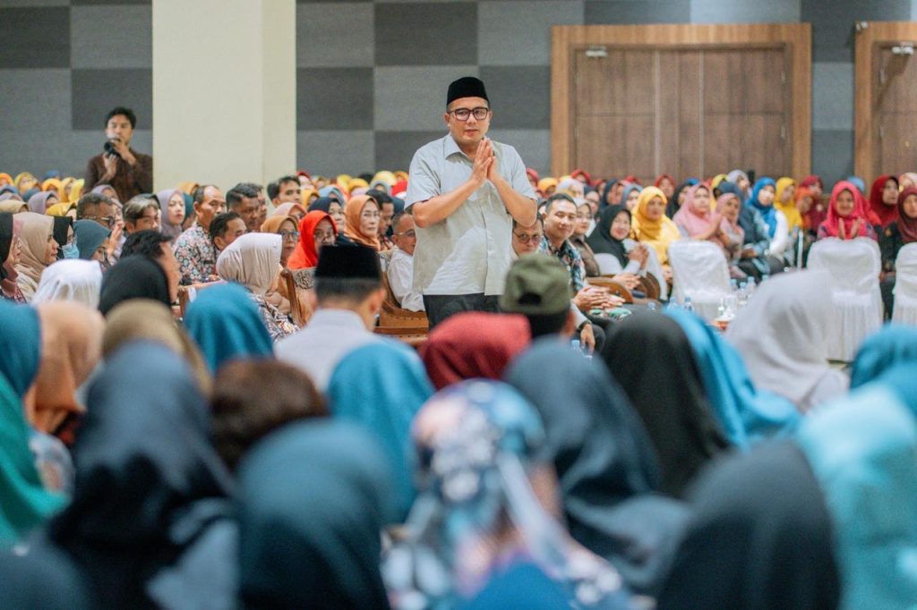 Mohammad Saleh Dampingi Menteri Wihaji, Pantau Progres Distribusi MBG 3B di Purworejo